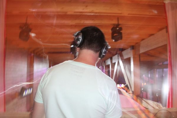 Electro Swing at Rikkyz